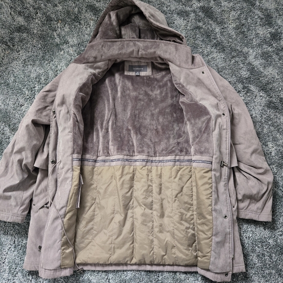 Vintage Liz Claiborne Women's Hooded Winter Coat - Picture 3 of 11